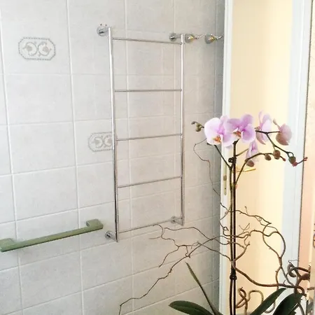 Il Nido Bed and Breakfast Τσερνόμπιο